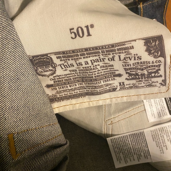 Levi’s Waterless 501 Dark Wash 38x32 - Picture 7 of 10